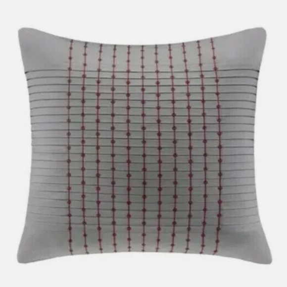 Natori Cherry Blossom Euro shams  gray & cherry red (1 sham) - Picture 1 of 11